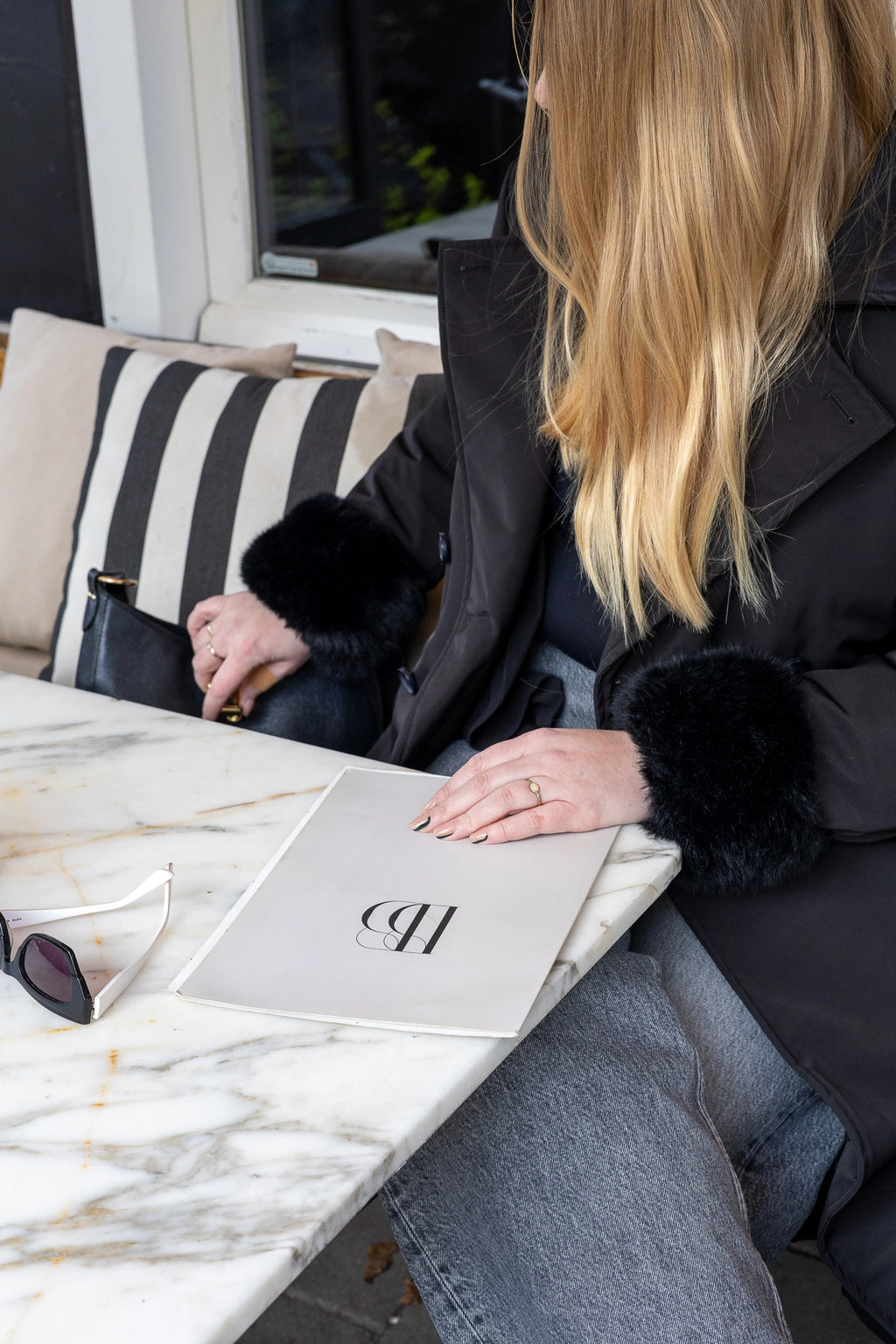 Fake Fur Cuff - Black